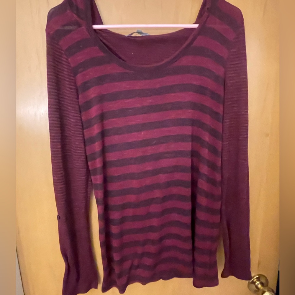 Long sleeve hooded top